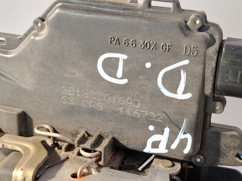 Recambio de cerradura puerta delantera derecha para seat leon referencia OEM IAM 116732  