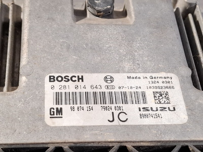 Recambio de centralita motor para opel astra h referencia OEM IAM 98074154  