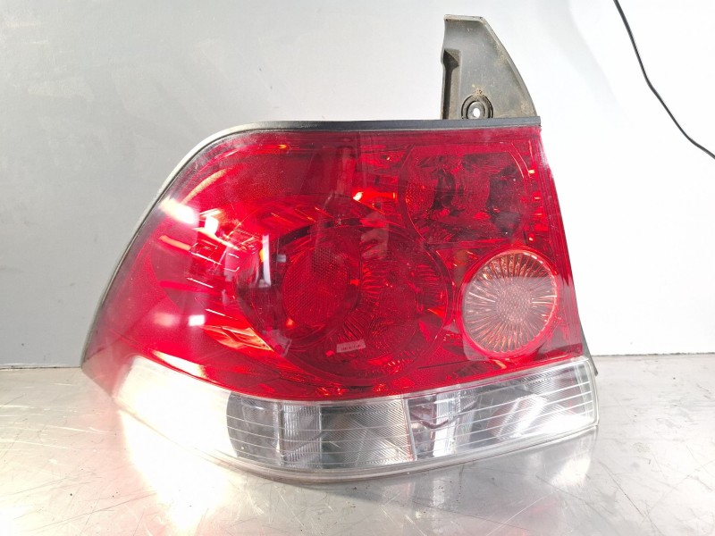 Recambio de piloto trasero izquierdo para opel astra h referencia OEM IAM 43251744LH  