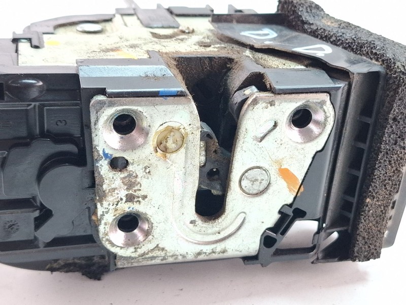 Recambio de cerradura puerta delantera derecha para nissan qashqai referencia OEM IAM   