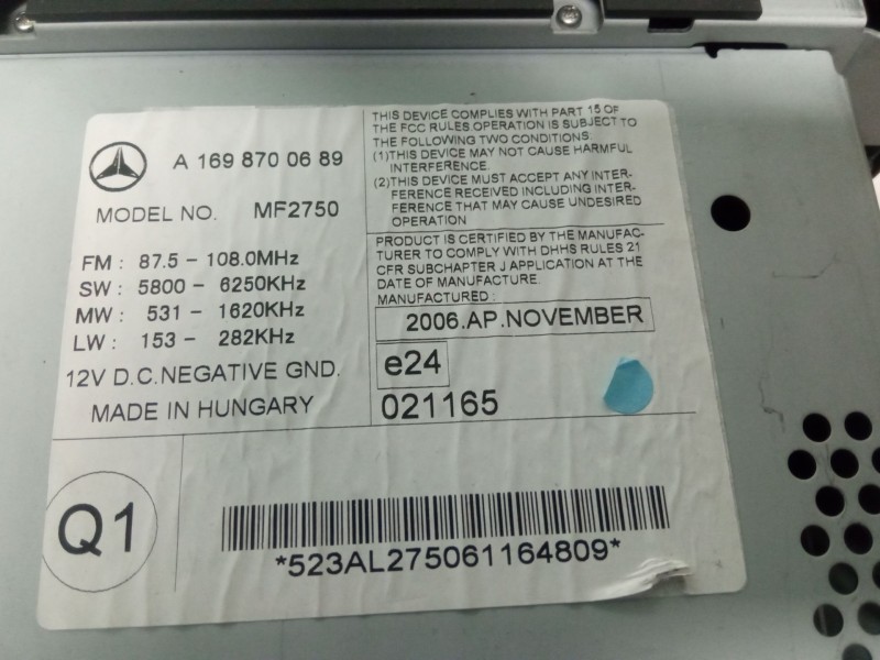 Recambio de sistema audio / radio cd para mercedes-benz b200 referencia OEM IAM A1698700689  