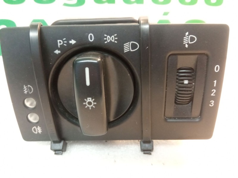 Recambio de llave luces para mercedes-benz b200 referencia OEM IAM 1695452804  