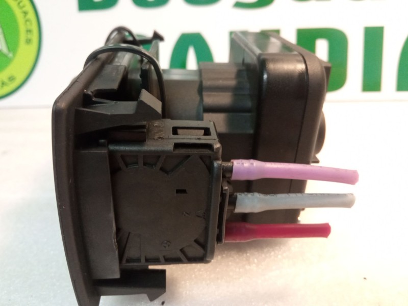 Recambio de llave luces para mercedes-benz b200 referencia OEM IAM 1695452804  