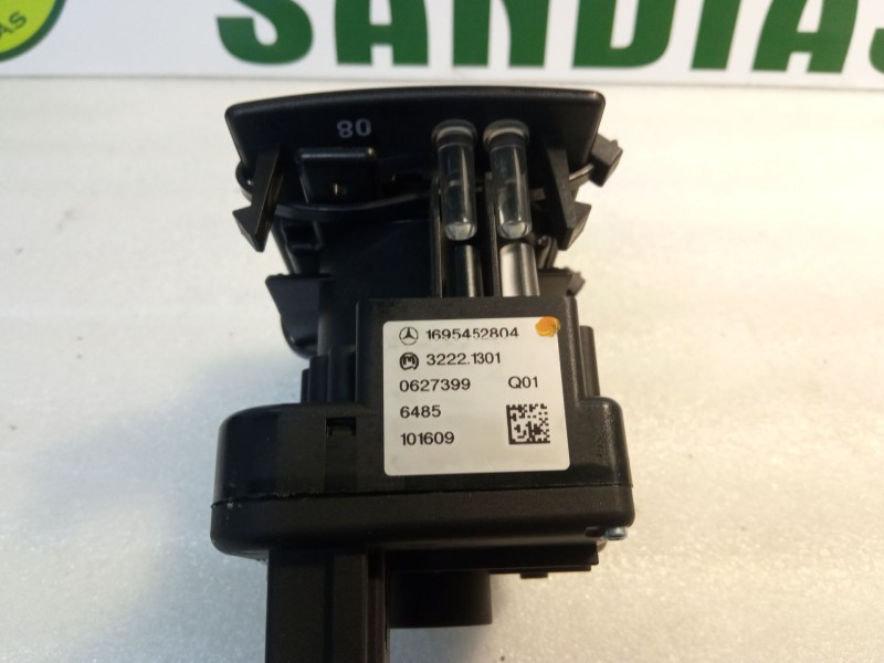 Recambio de llave luces para mercedes-benz b200 referencia OEM IAM 1695452804  