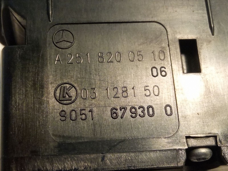 Recambio de mando elevalunas trasero derecho para mercedes-benz b200 referencia OEM IAM A2518200510  