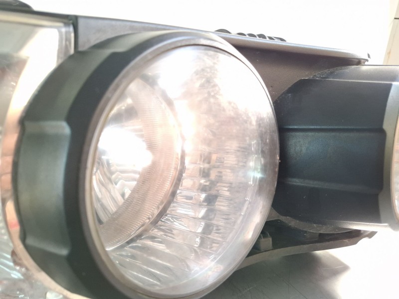 Recambio de faro delantero derecho para chevrolet aveo referencia OEM IAM   