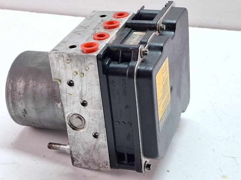 Recambio de modulo abs para toyota avensis referencia OEM IAM 0265235406  