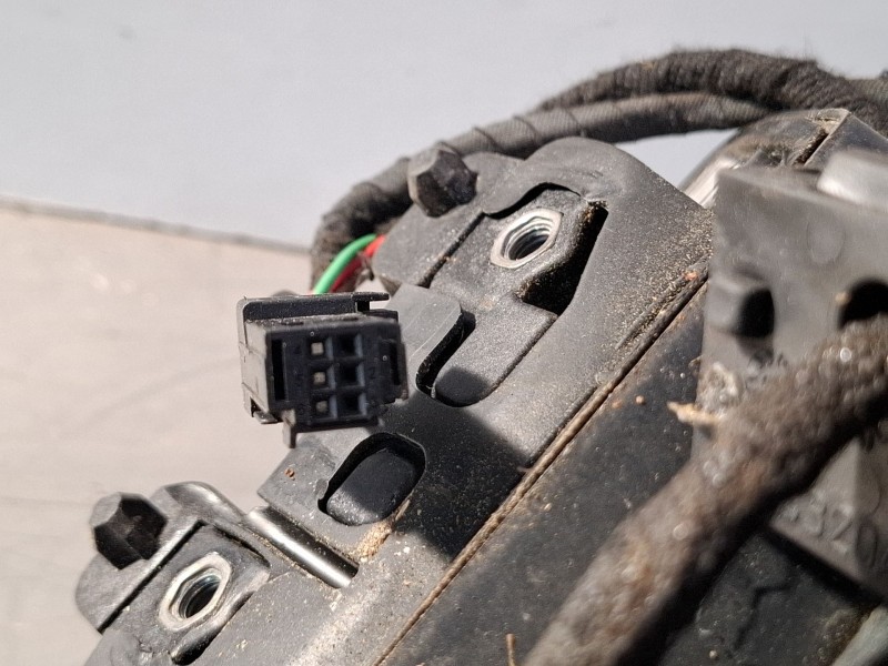 Recambio de espejo retrovisor izquierdo electrico para citroen c4 coupé (la_) 1.6 hdi referencia OEM IAM e20309023  