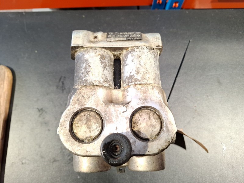 Recambio de modulo abs para mercedes-benz c 250 d referencia OEM IAM 0265200043  