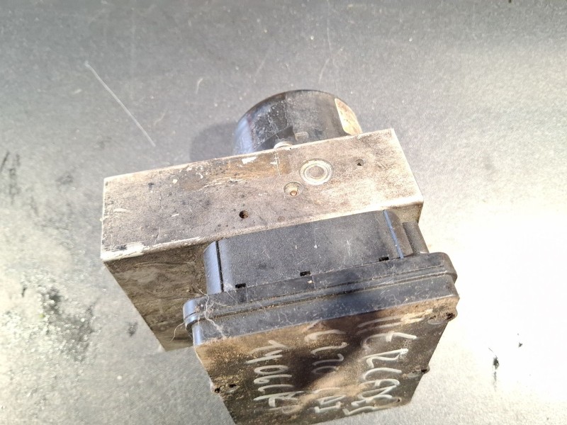 Recambio de modulo abs para mercedes-benz c220 referencia OEM IAM A0004319412  