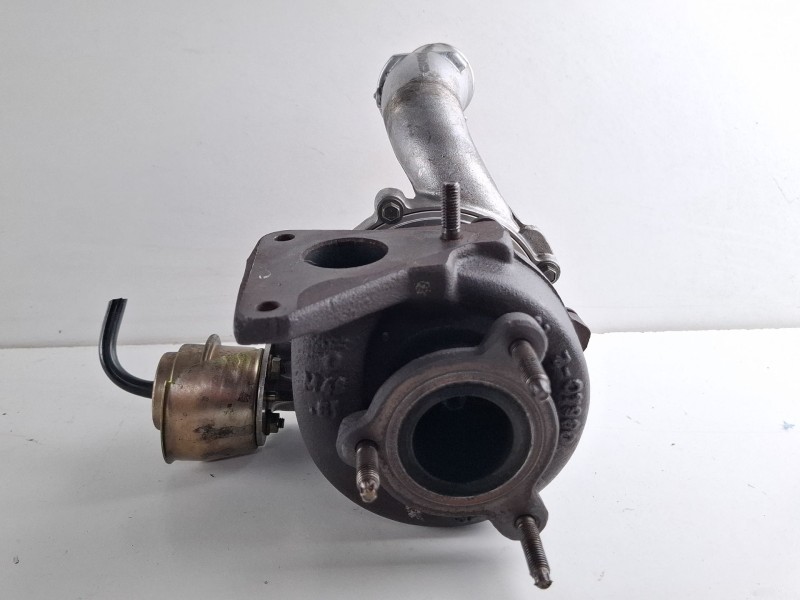 Recambio de turbocompresor para renault megane referencia OEM IAM 8200369581  