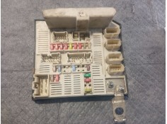 Recambio de caja reles / fusibles para renault megane referencia OEM IAM N2USMC-PFT  