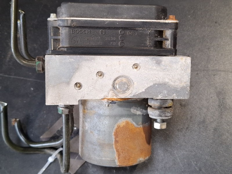 Recambio de modulo abs para range rover sport hse referencia OEM IAM 0265235020SRB500440  