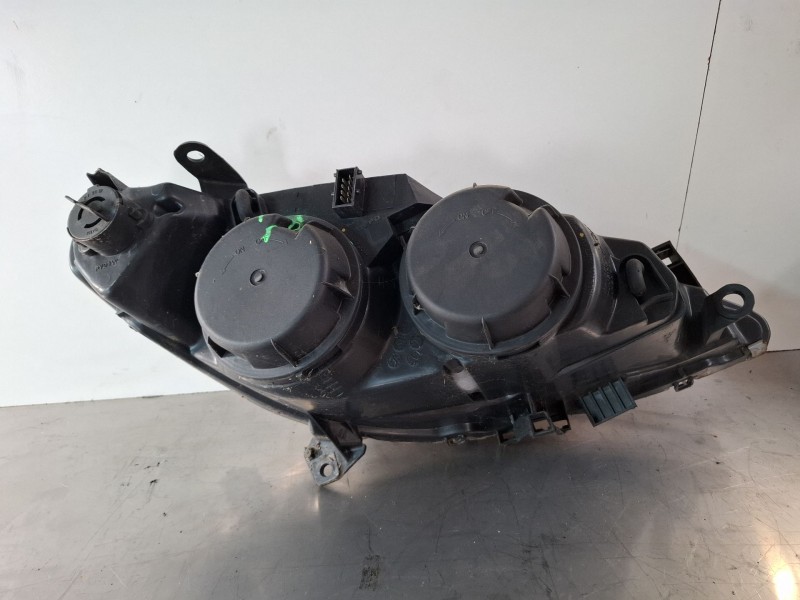 Recambio de faro delantero izquierdo para peugeot 307 referencia OEM IAM 5501135L  