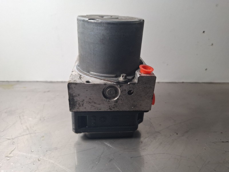 Recambio de modulo abs para renault megane referencia OEM IAM 8200038695  