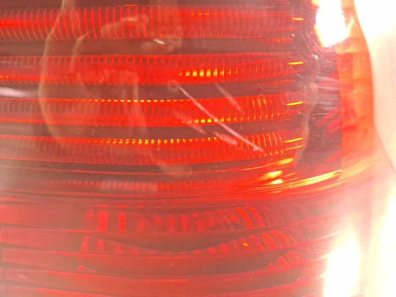 Recambio de piloto trasero derecho para bmw 530d referencia OEM IAM 6900210  