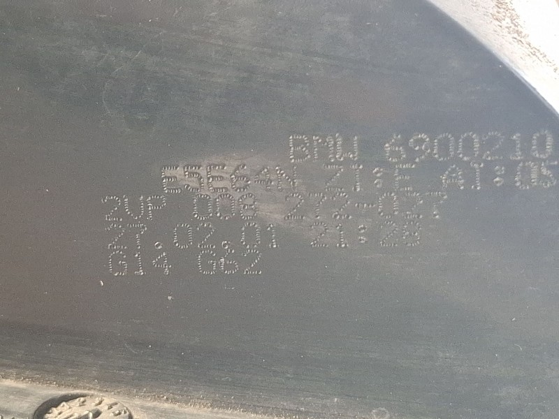 Recambio de piloto trasero derecho para bmw 530d referencia OEM IAM 6900210  