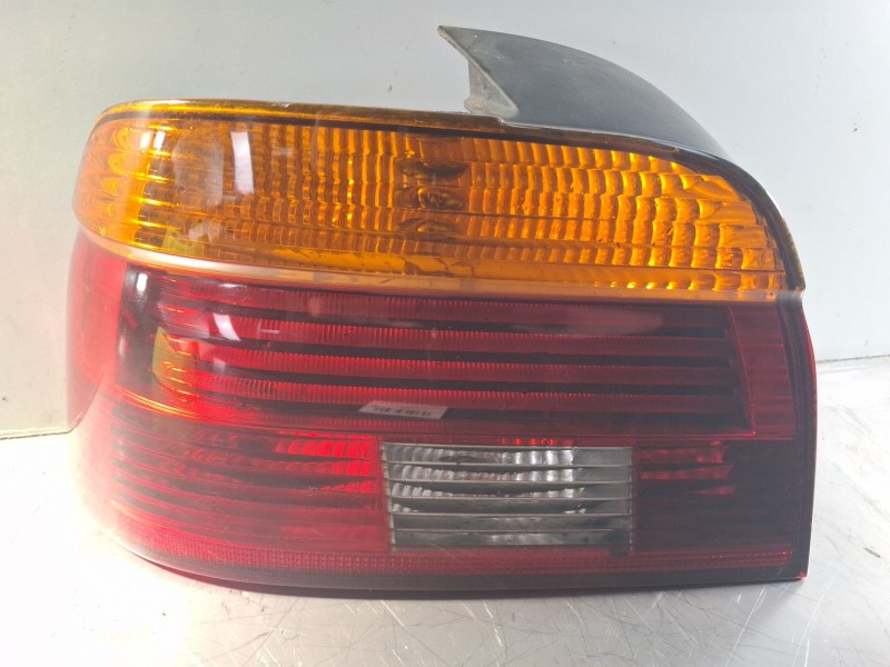 Recambio de piloto trasero izquierdo para bmw 530d referencia OEM IAM 6900209  