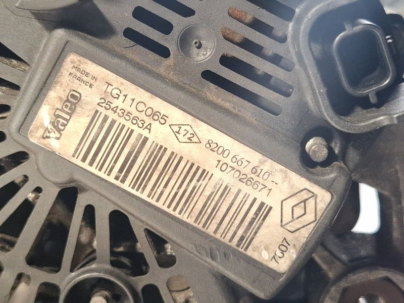 Recambio de alternador para renault grand scenic referencia OEM IAM 8200447410  