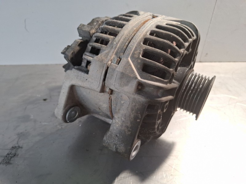 Recambio de alternador para opel vectra referencia OEM IAM 012451508024429105  