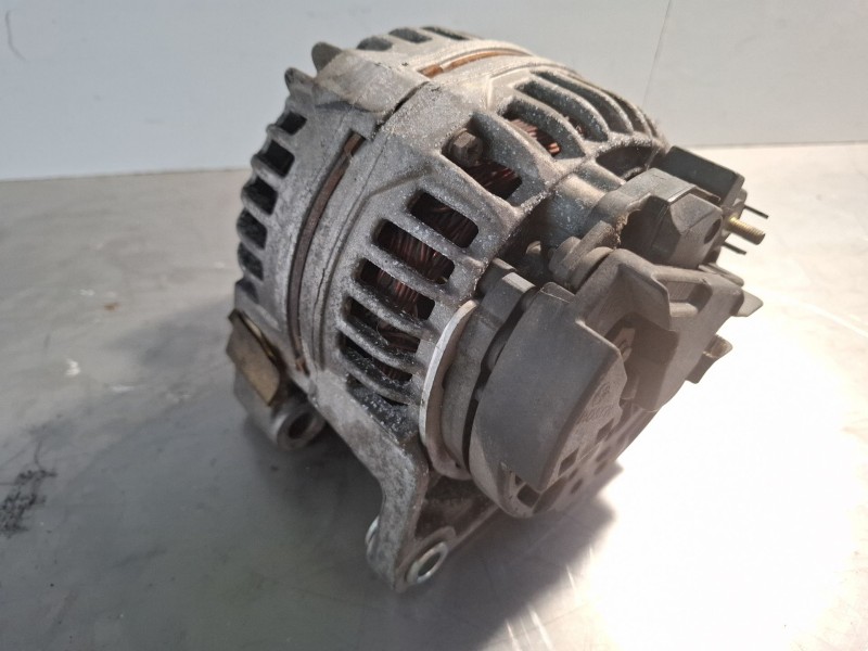 Recambio de alternador para opel vectra referencia OEM IAM 012451508024429105  