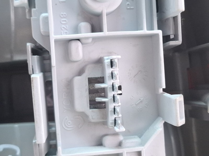 Recambio de piloto trasero izquierdo para opel vectra referencia OEM IAM   