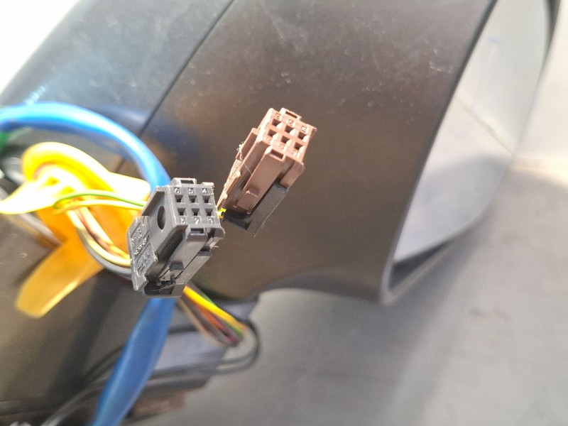 Recambio de espejo retrovisor derecho electrico para peugeot 308 referencia OEM IAM E20306040  