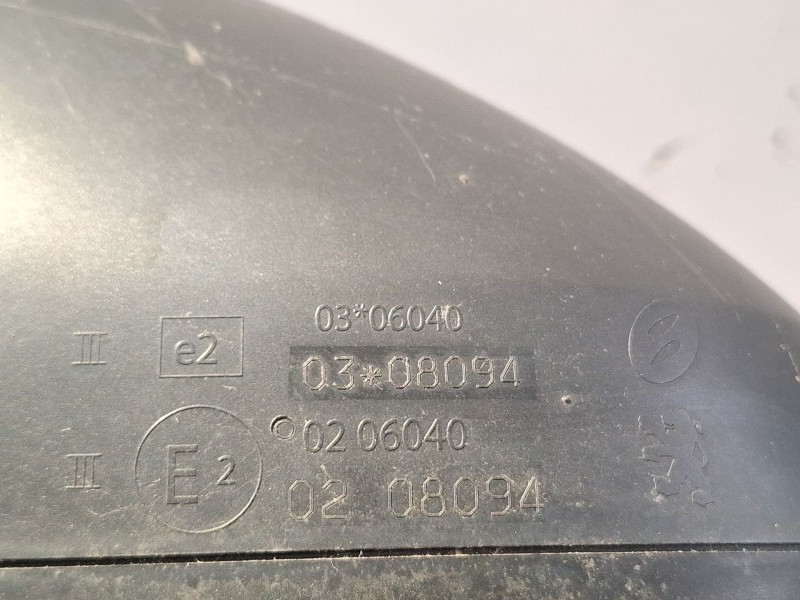 Recambio de espejo retrovisor izquierdo electrico para peugeot 308 referencia OEM IAM E20306040  