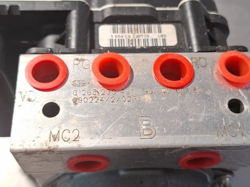 Recambio de modulo abs para peugeot 308 referencia OEM IAM 02652304919665363180  