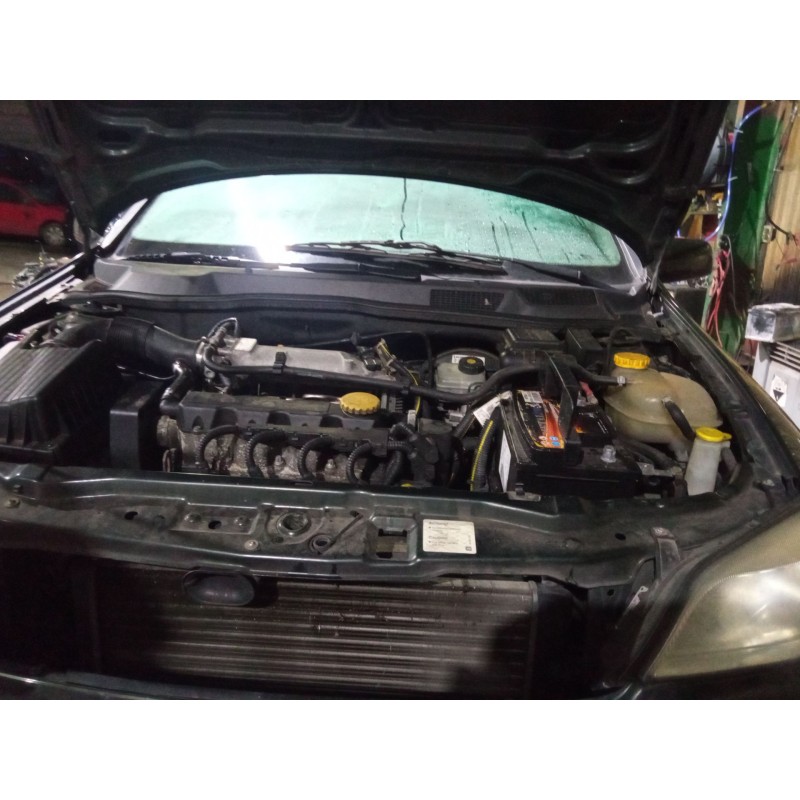opel astra del año 2000