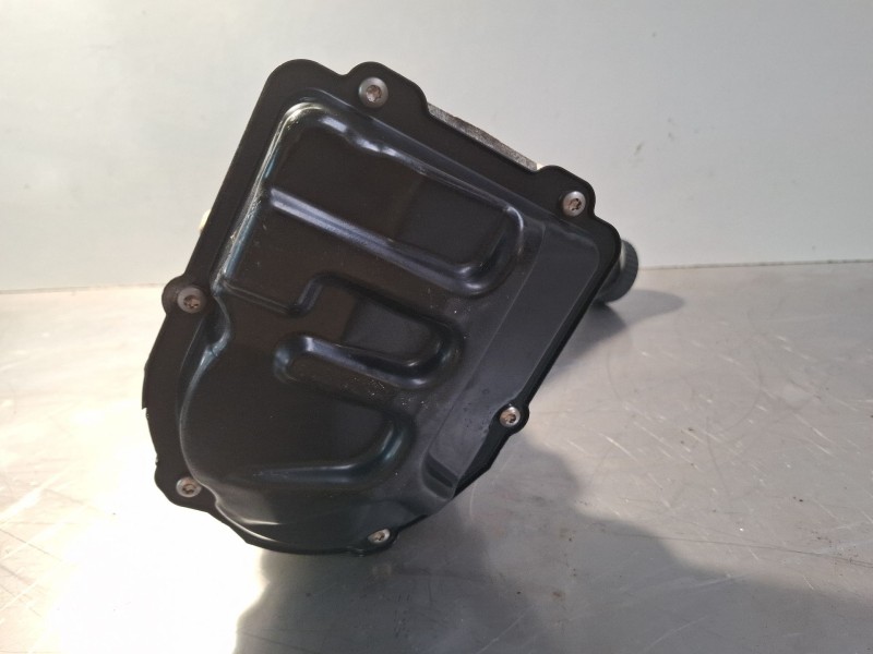 Recambio de bomba direccion asistida para peugeot 308 referencia OEM IAM 9686207180  