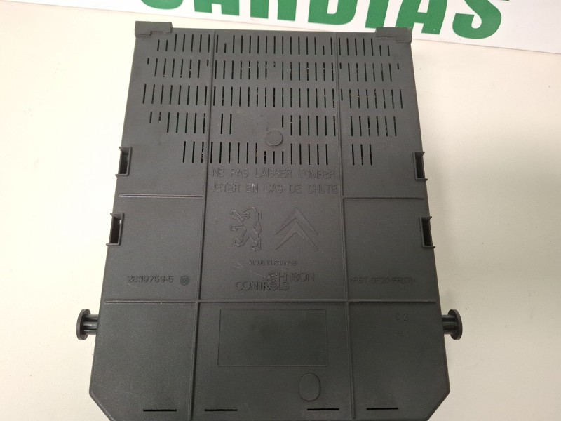 Recambio de centralita bsi para peugeot 308 referencia OEM IAM 281197595  