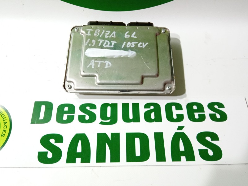 Recambio de centralita motor para seat ibiza referencia OEM IAM 038906019 281011824 