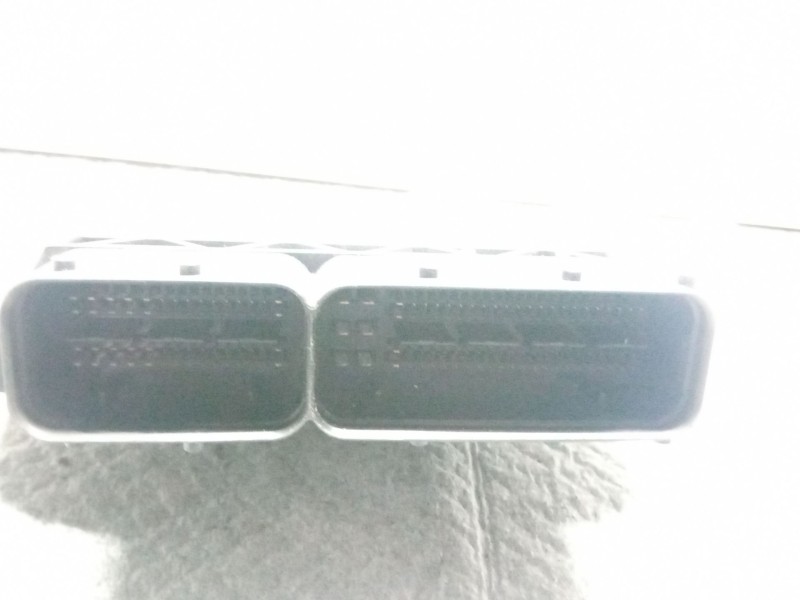 Recambio de centralita motor para volkswagen passat referencia OEM IAM 03G9060210281013260  