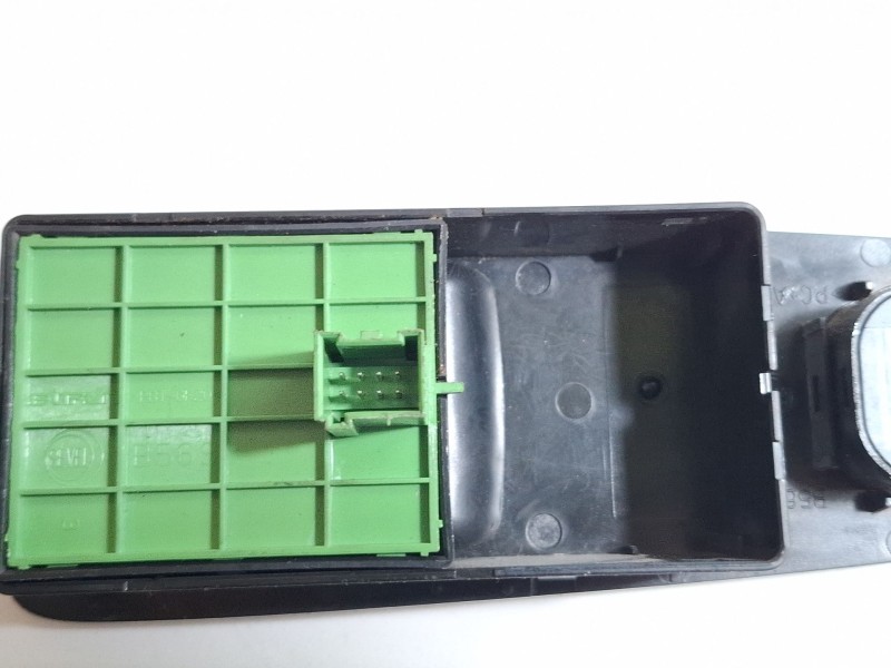 Recambio de mando elevalunas delantero izquierdo para citroen jumper 2.2 hdi referencia OEM IAM 735532905  