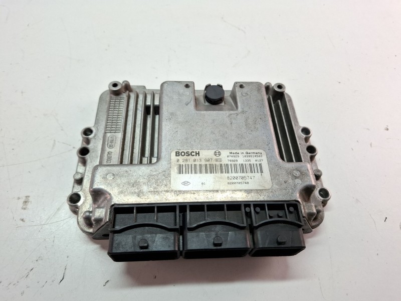 Recambio de centralita motor para renault megane scenic 1.9 dci referencia OEM IAM 02810139078200705747  
