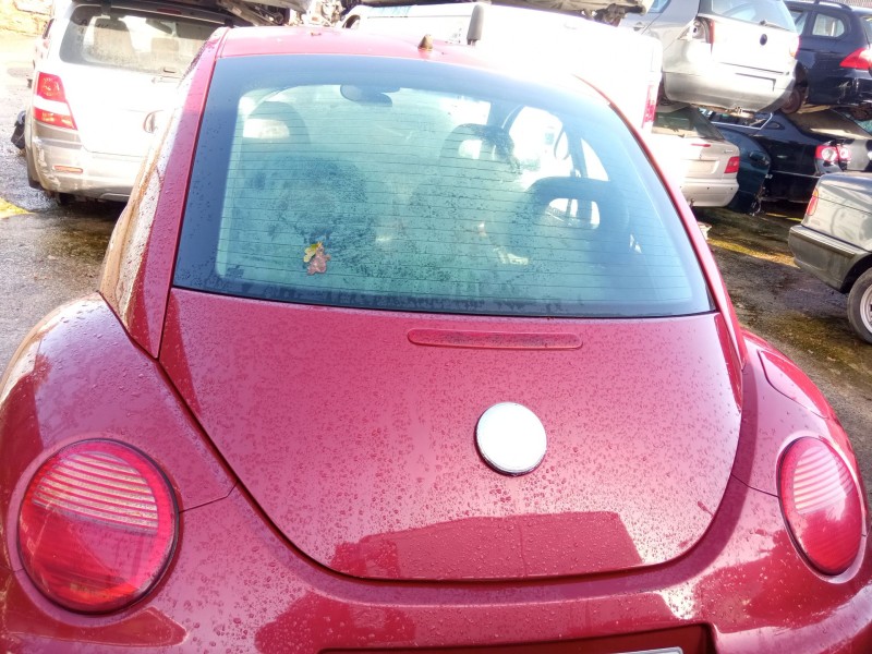 volkswagen beetle del año 2000