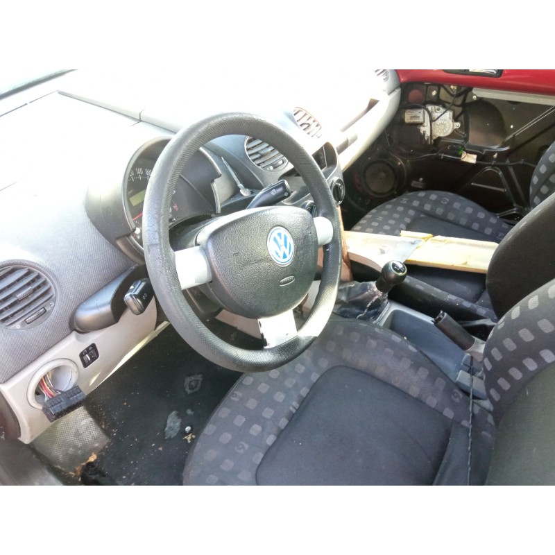 volkswagen beetle del año 2000