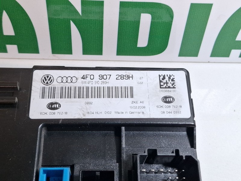 Recambio de caja reles / fusibles para audi a6 c6 (4f2) 3.0 tdi quattro referencia OEM IAM 4F0907289H  