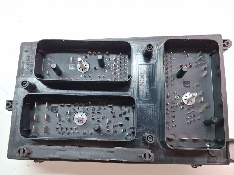 Recambio de caja reles / fusibles para opel astra referencia OEM IAM 13250232/5DK009464  