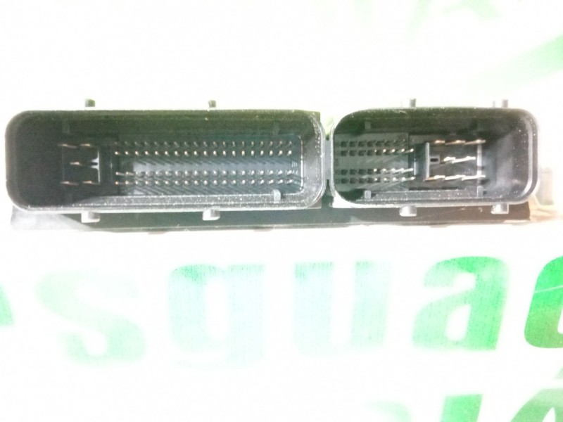 Recambio de centralita motor para seat ibiza referencia OEM IAM 038906019 281011824 