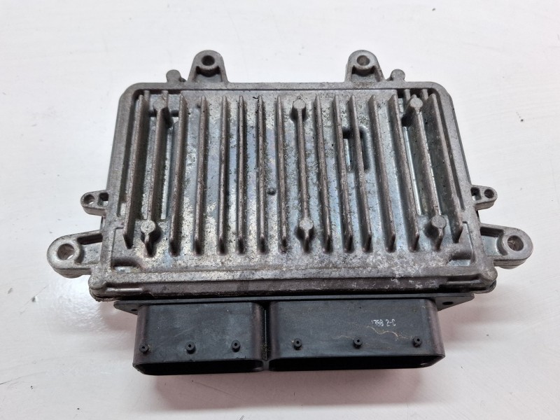 Recambio de centralita motor para mercedes-benz 200 200 referencia OEM IAM A64015039340281015125  