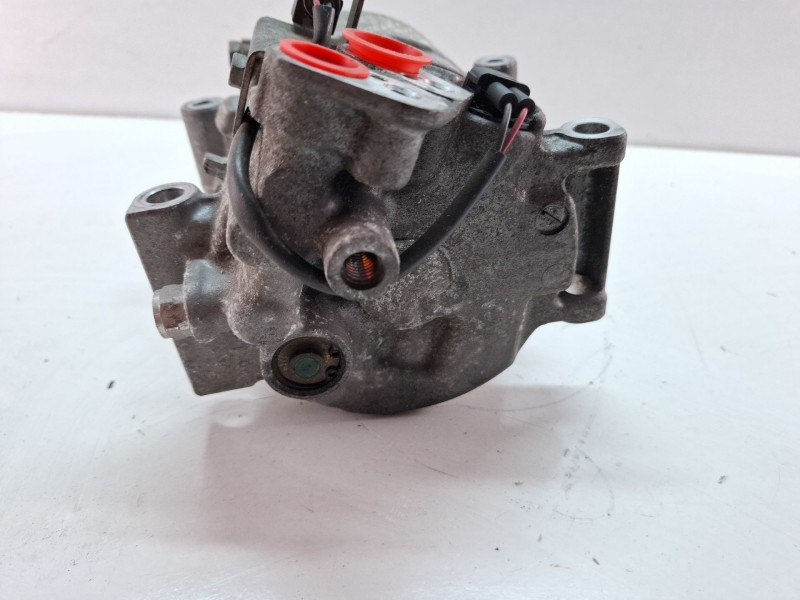 Recambio de compresor aire acondicionado para mercedes-benz 200 200 referencia OEM IAM A0022304811  