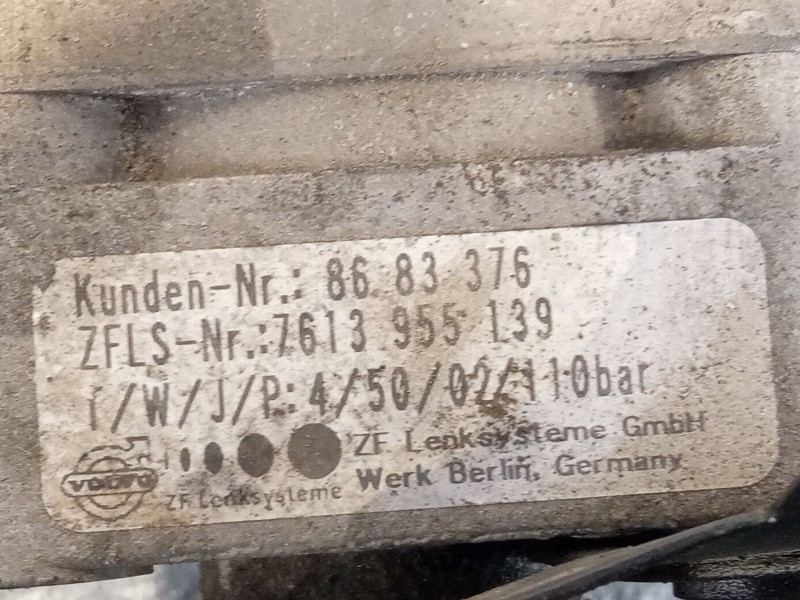 Recambio de bomba direccion asistida para volvo s60 referencia OEM IAM 8683376 7613955139 