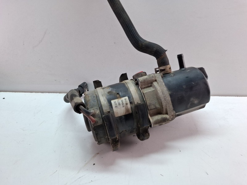 Recambio de bomba direccion asistida para citroen saxo referencia OEM IAM 183042610U  