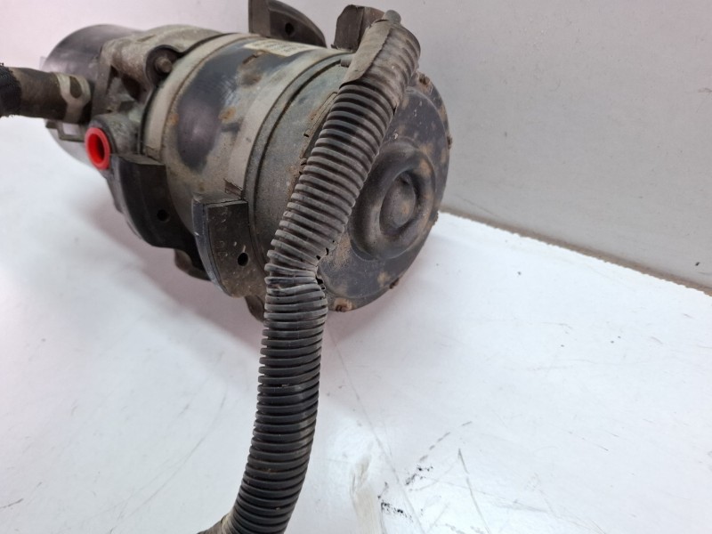 Recambio de bomba direccion asistida para citroen saxo referencia OEM IAM 183042610U  