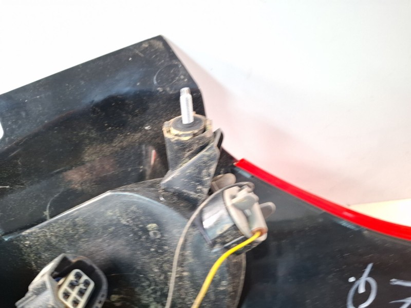 Recambio de piloto trasero izquierdo para ford focus iii 1.0 ecoboost referencia OEM IAM   