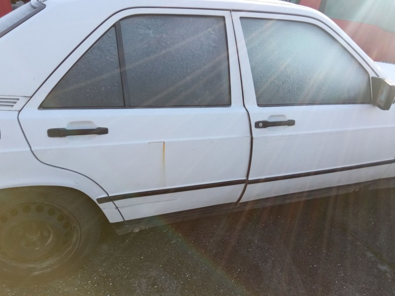 mercedes benz 190 190d 2.5 del año 1988