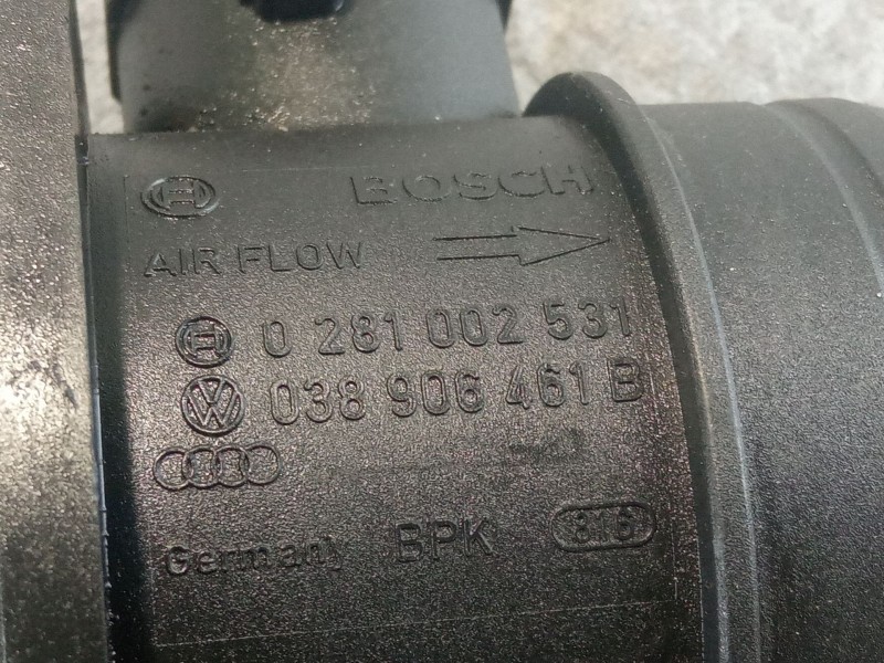 Recambio de caudalimetro para volkswagen golf referencia OEM IAM 0281002531 038906461B 