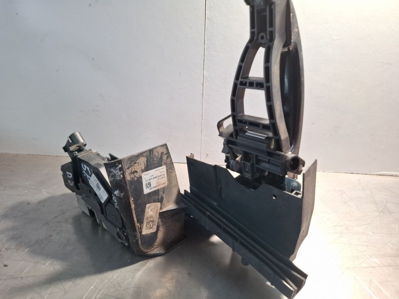 Recambio de cerradura puerta delantera derecha para ford focus iii 1.0 ecoboost referencia OEM IAM BM5AA21812BE/921760104  